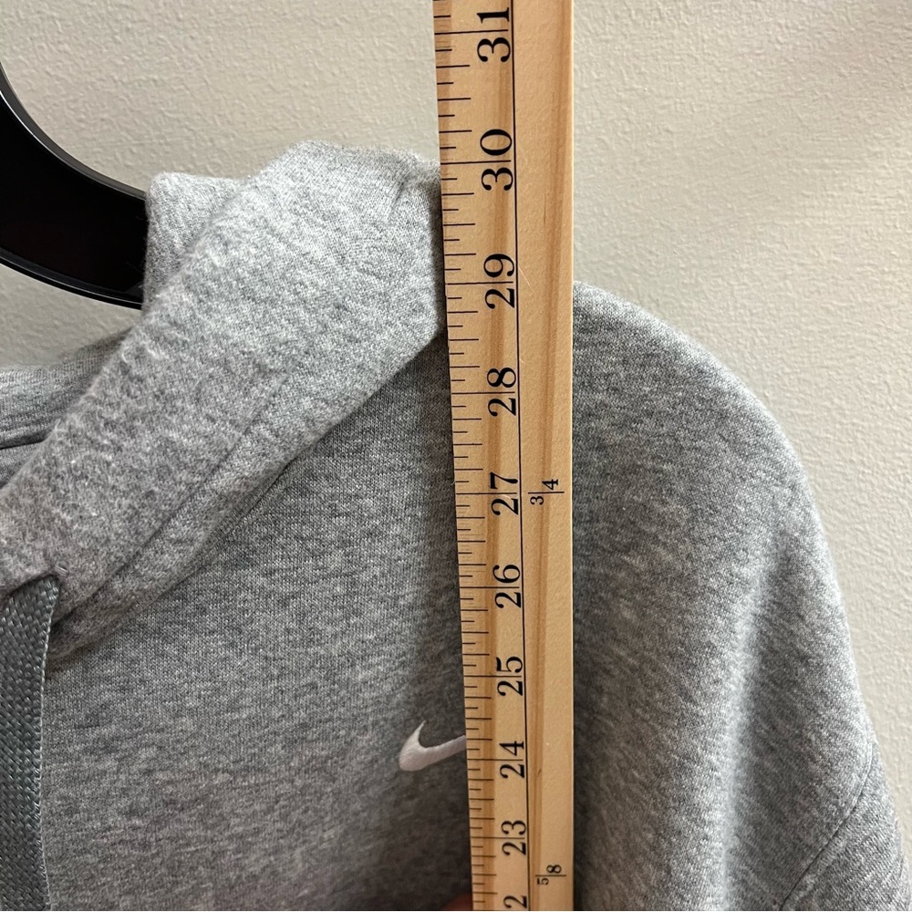 Nike Men's Sportswear Club Fleece
Hoodie Gray Size XL - Picture 8 of 10